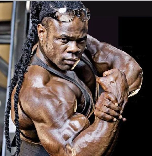 Bodybuilders (90 pics)