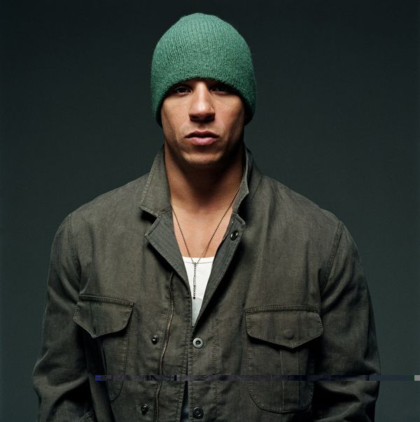 Celebrity photoworks from Tom Munro (56 pics)