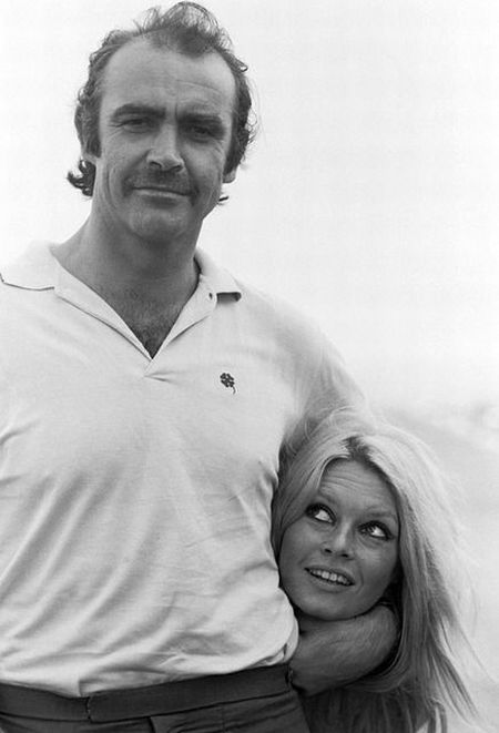 Rare Photographs of Celebrities (125 pics)