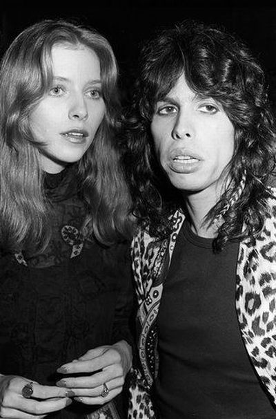 Rare Photographs of Celebrities (125 pics)