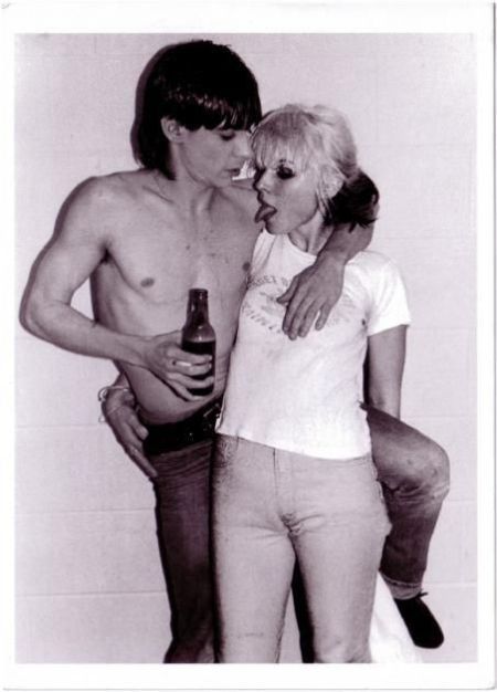 Rare Photographs of Celebrities (125 pics)