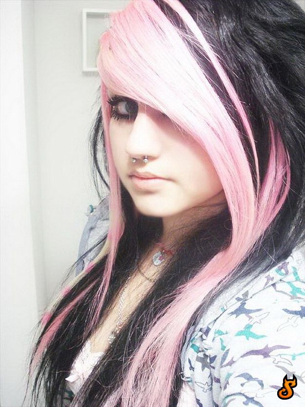 Do Emo Girls Appeal You? (75 pics)
