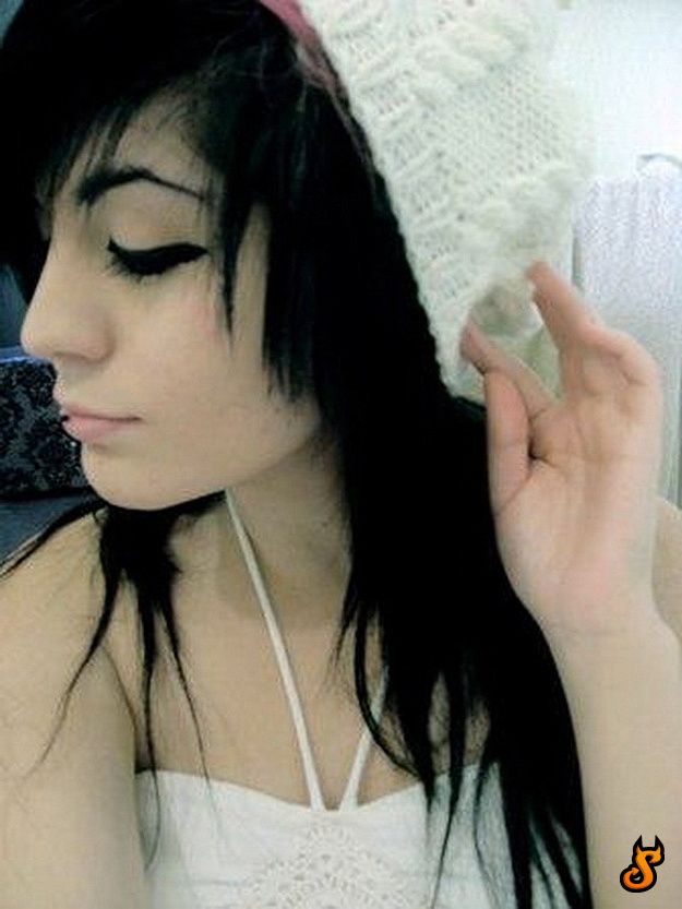 Do Emo Girls Appeal You? (75 pics)
