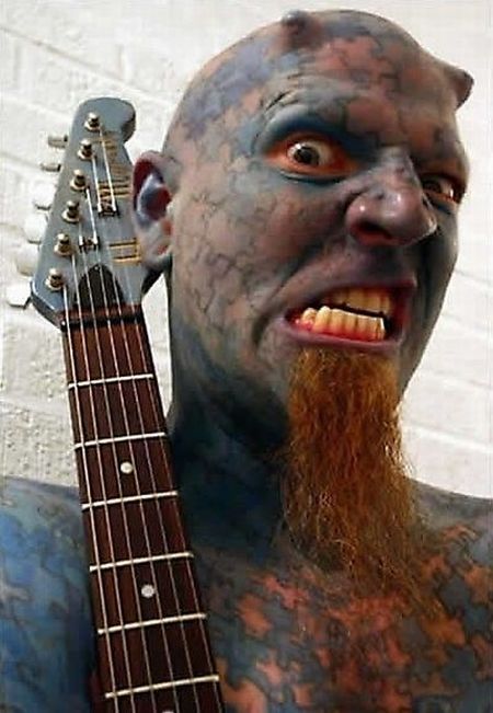 Strange Body Modifications (20 pics)