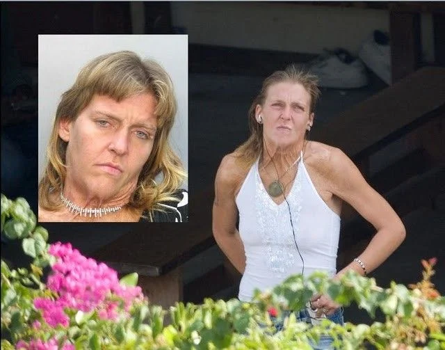 Mug Shots of Women Living in the Street (40 pics)