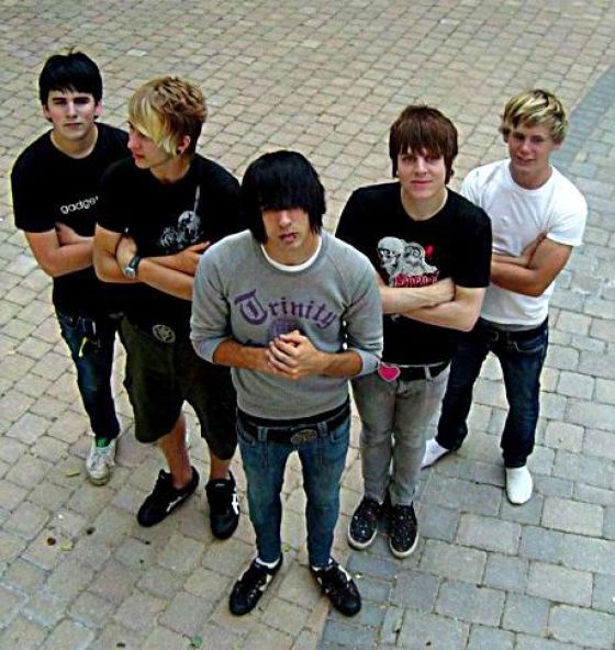 Hot Emo Boys (49 pics)