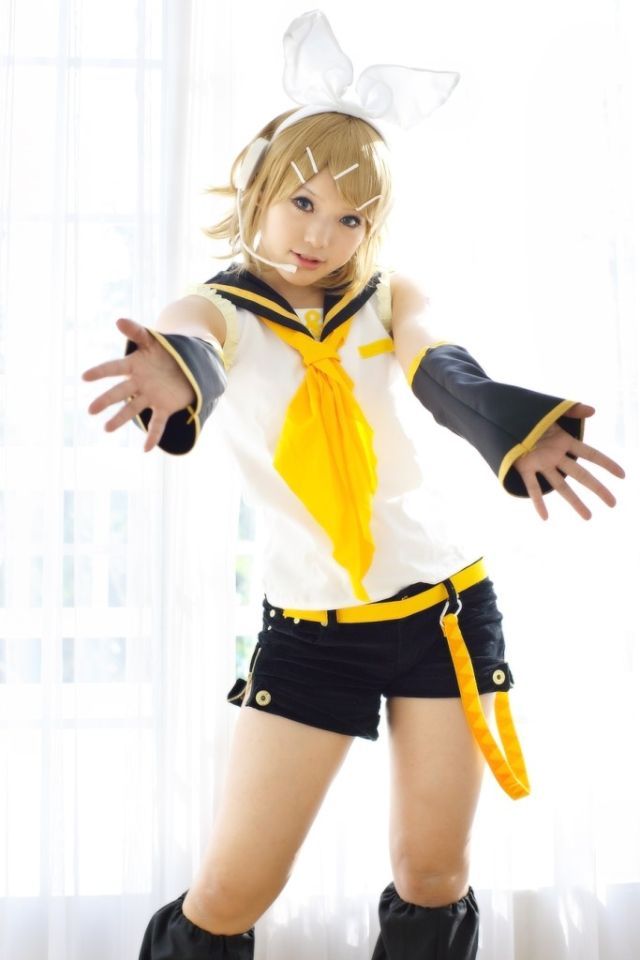 Really Cute Female Japanese Cosplayers (65 pics)