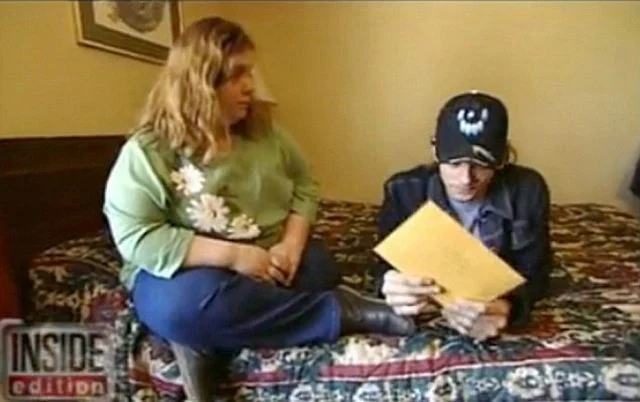 The Man with Half a Body! (33 pics)