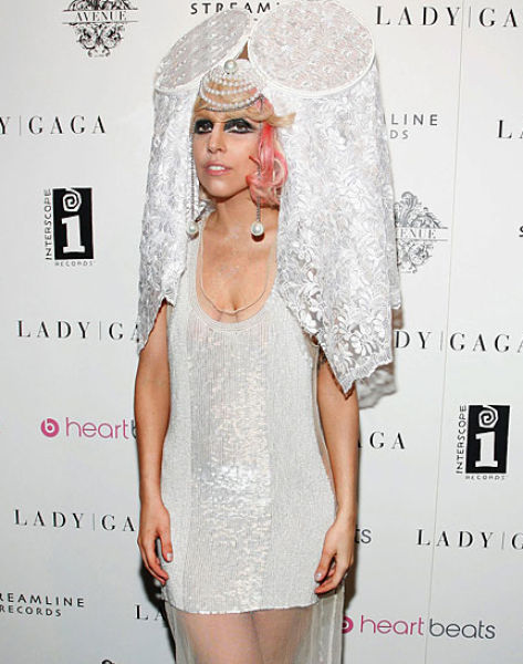 The Most Outrageous Lady Gaga&rsquo;s Costumes (25 pics)