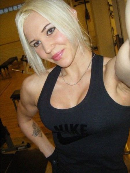 Female Terminators (69 pics)