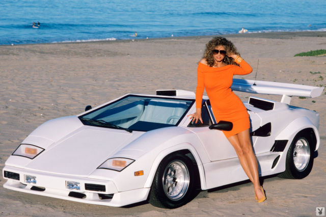 Sexy Playboy Playmates of the Year and Pink Cars (38 pics)