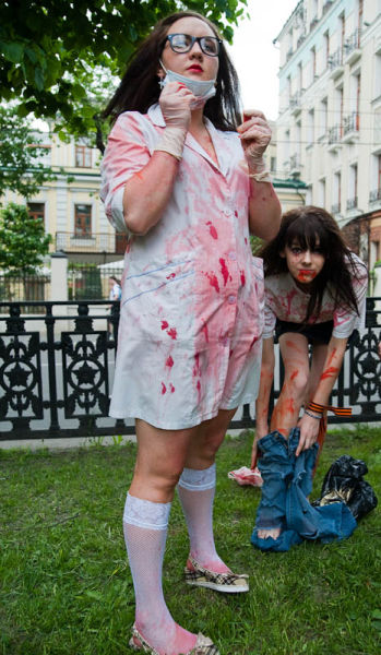 Zombie Walk in Moscow (84 pics)