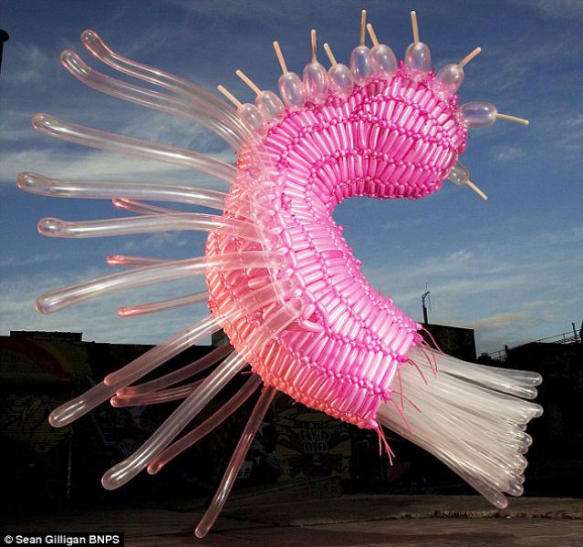 Awesome Giant Sculptures (31 pics)