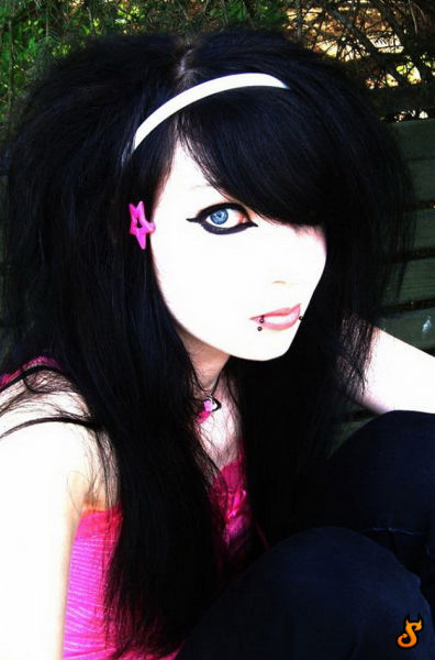 New Selection with Emo Girls (35 pics)