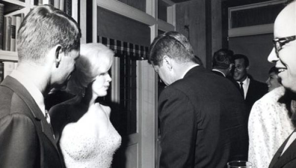 Rare Photographs of Celebrities. Part 10 (88 pics)