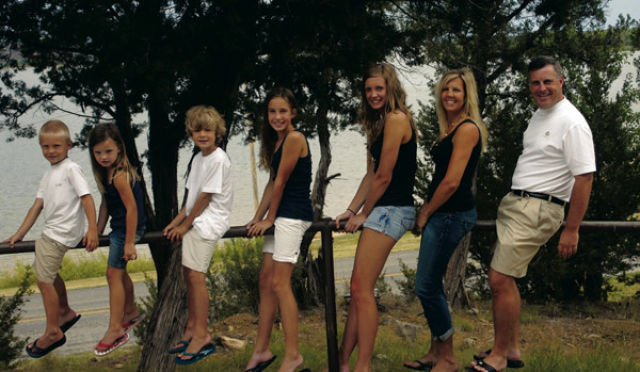 Painfully Awkward Family Vacation Photos