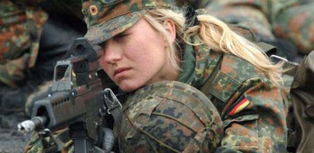 Girls with Guns - Could It Be Any Hotter?