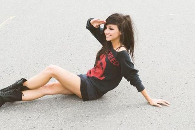 Pretty Girls with Pretty Smiles