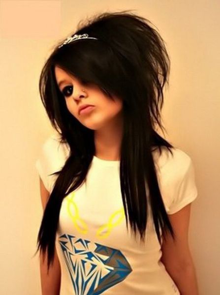 Scene and Emo Girls You Can’t Pass By