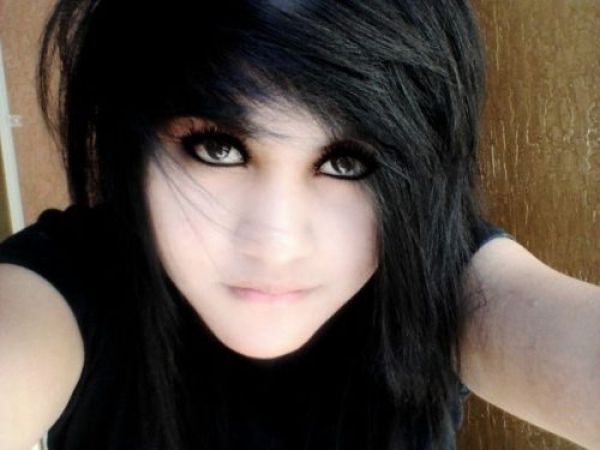 Scene and Emo Girls You Can’t Pass By