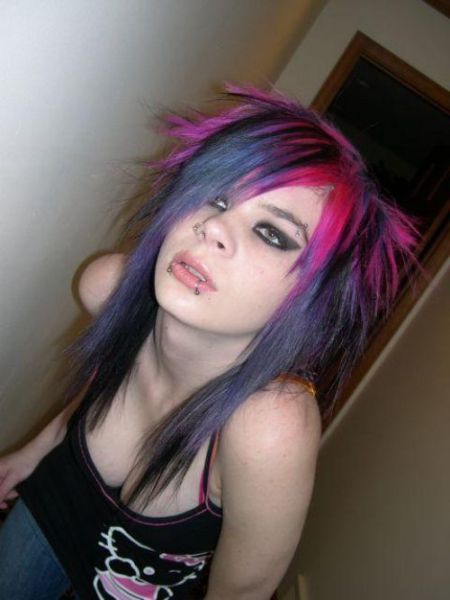 Scene and Emo Girls You Can’t Pass By