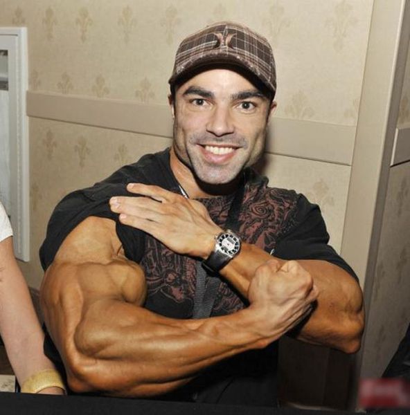 Big Muscle Nerds