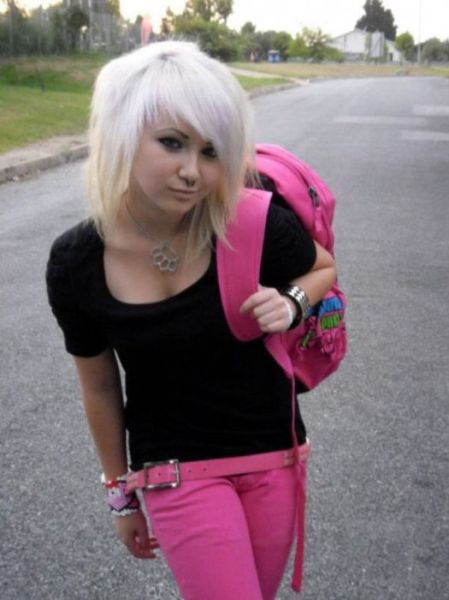 Cute Emo Girls