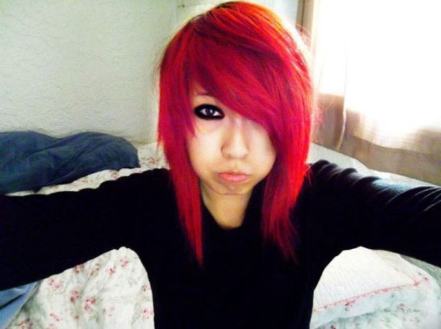 Cute Emo Girls