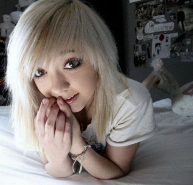 Cute Emo Girls