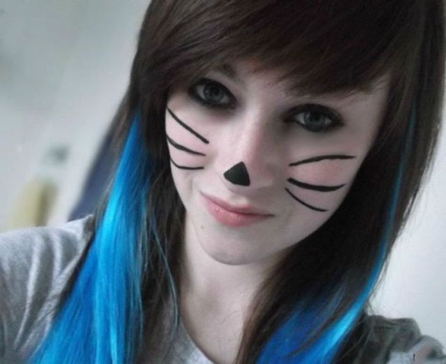 Cute Emo Girls