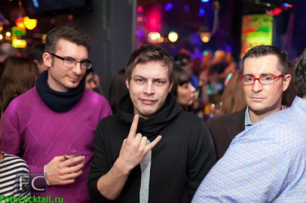 Cute Russian Club Girls Seem to Love Creepy Guys