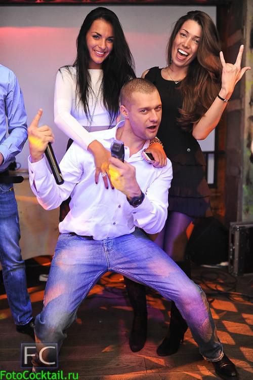 Cute Russian Club Girls Seem to Love Creepy Guys