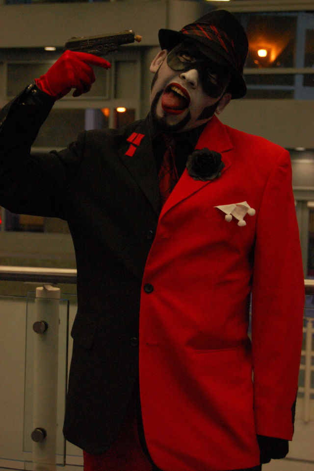 Supreme Cosplay Pics from the WonderCon 2012