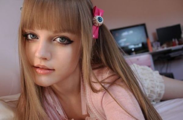 Barbie Girl Dakota Rose is Back