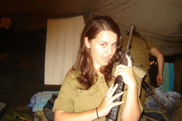 These Israeli Army Ladies are Dazzling