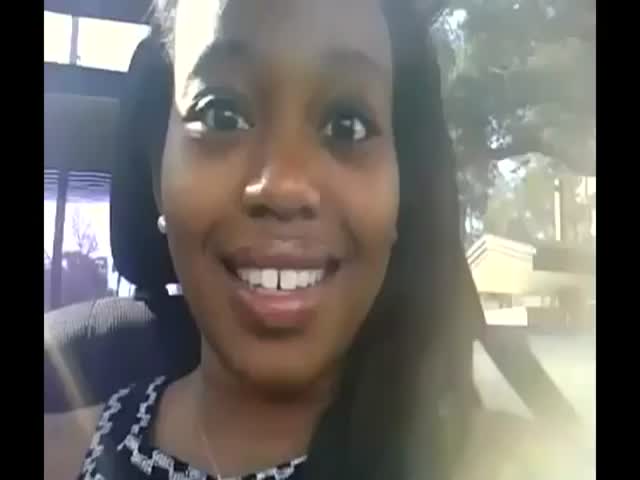 Meet the Lizard Girl 