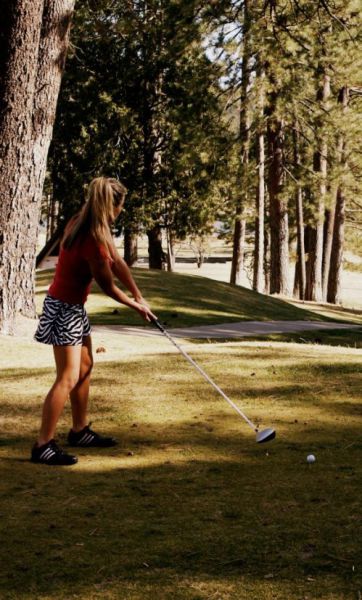 Golf Needs This Blonde Bombshell