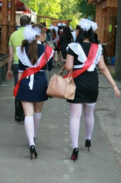 The Cutest 2012 Russian Graduates