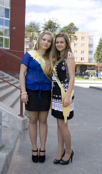 The Cutest 2012 Russian Graduates