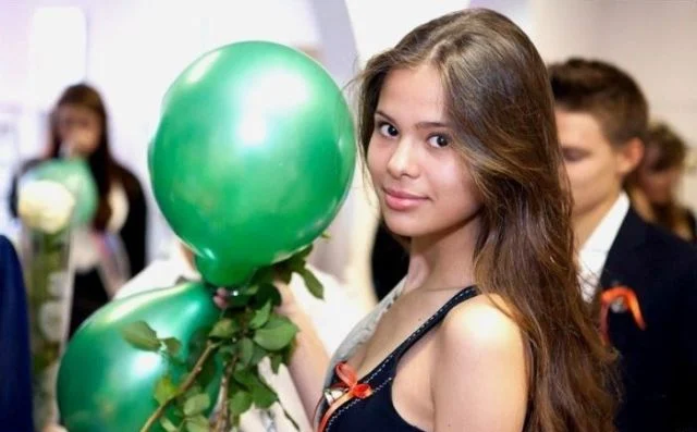 The Cutest 2012 Russian Graduates