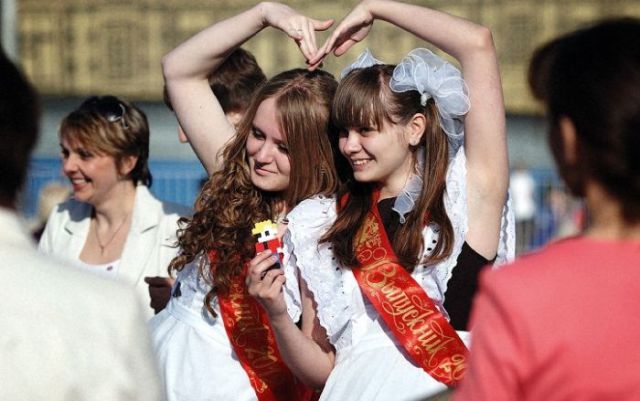 The Cutest 2012 Russian Graduates