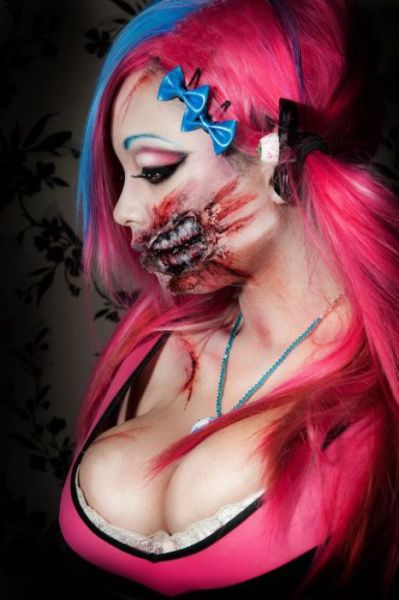 Weird “Glamorous Gore” Make-Up