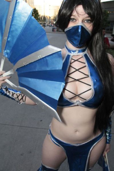 Cosplayer Chicks of Denver Comic Con