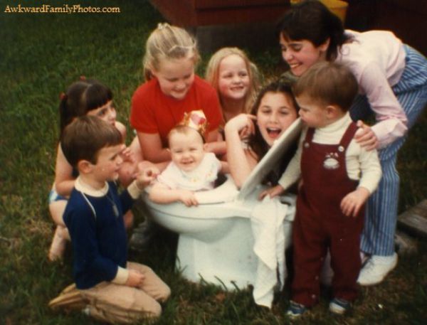 Awkward Family Photos. Part 9