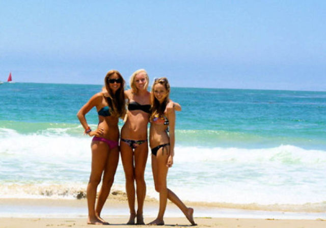 Sexy Beach Babes