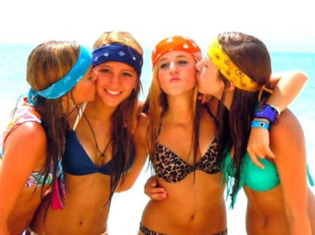 Sexy Beach Babes