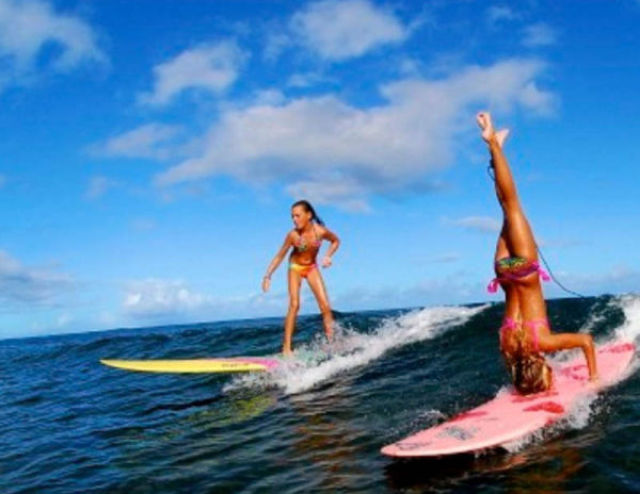 Sexy Beach Babes