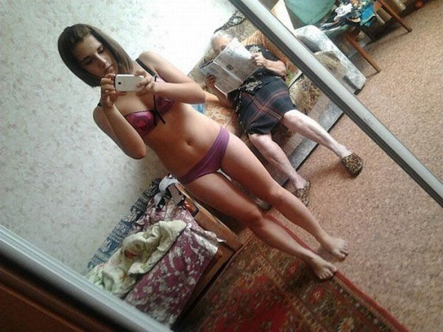 When Photos of Chicks In Bikinis Get Ruined