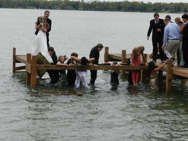 Embarrassing High School Dance Moments