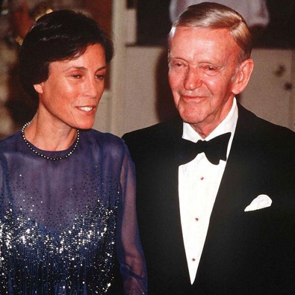 The Age Difference Between Old Famous Men and Their Women